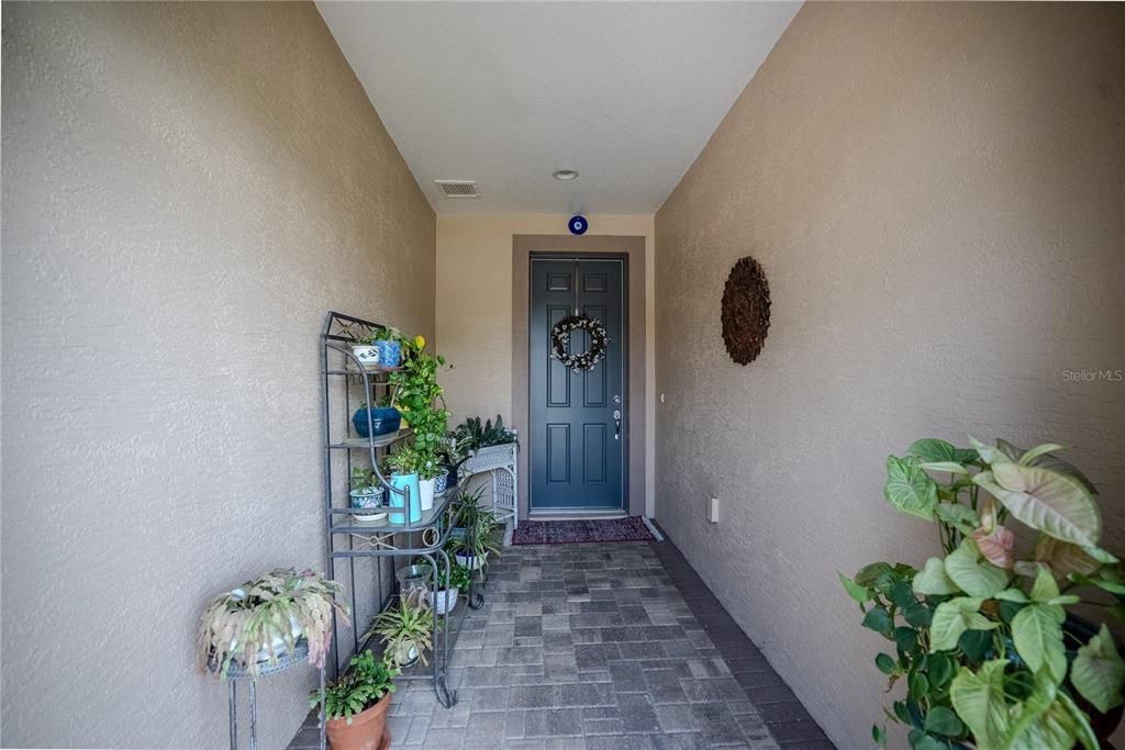 For Sale: $346,643 (2 beds, 2 baths, 1687 Square Feet)