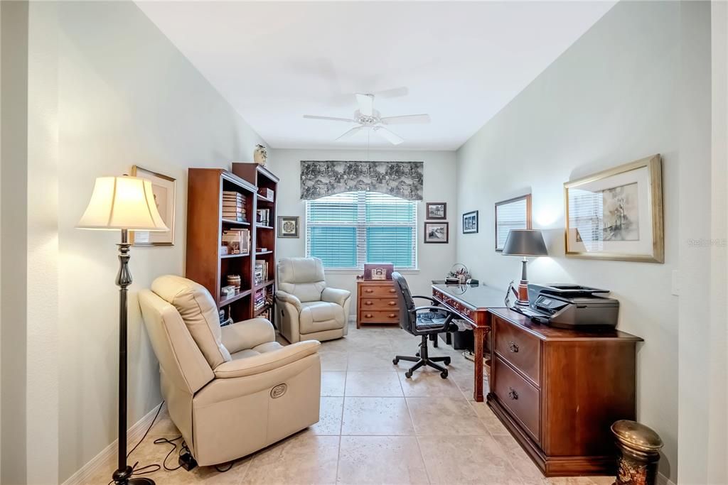 For Sale: $346,643 (2 beds, 2 baths, 1687 Square Feet)