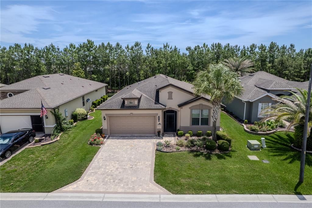 For Sale: $346,643 (2 beds, 2 baths, 1687 Square Feet)