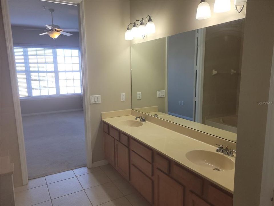 For Sale: $398,000 (3 beds, 2 baths, 1880 Square Feet)