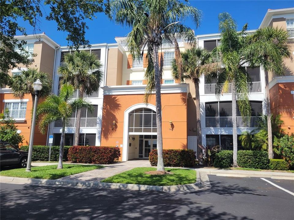 For Sale: $398,000 (3 beds, 2 baths, 1880 Square Feet)