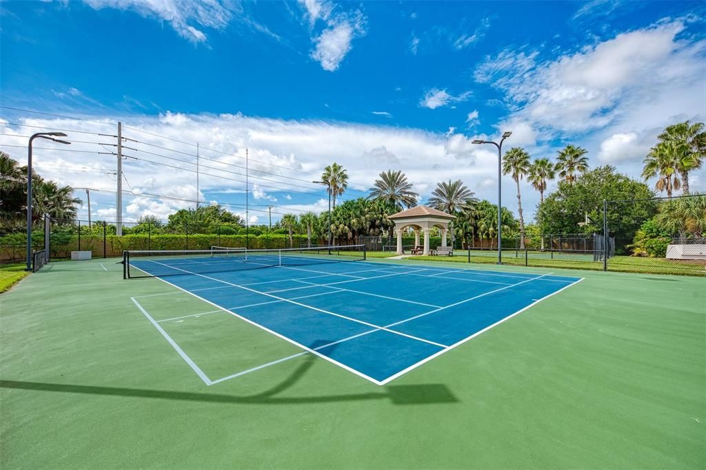 En Venta: $520,000 (4 camas, 3 baños, 2576 Pies cuadrados)