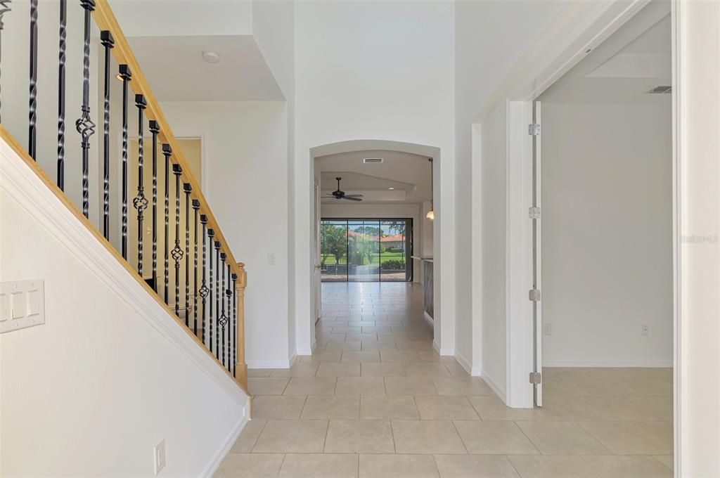En Venta: $520,000 (4 camas, 3 baños, 2576 Pies cuadrados)