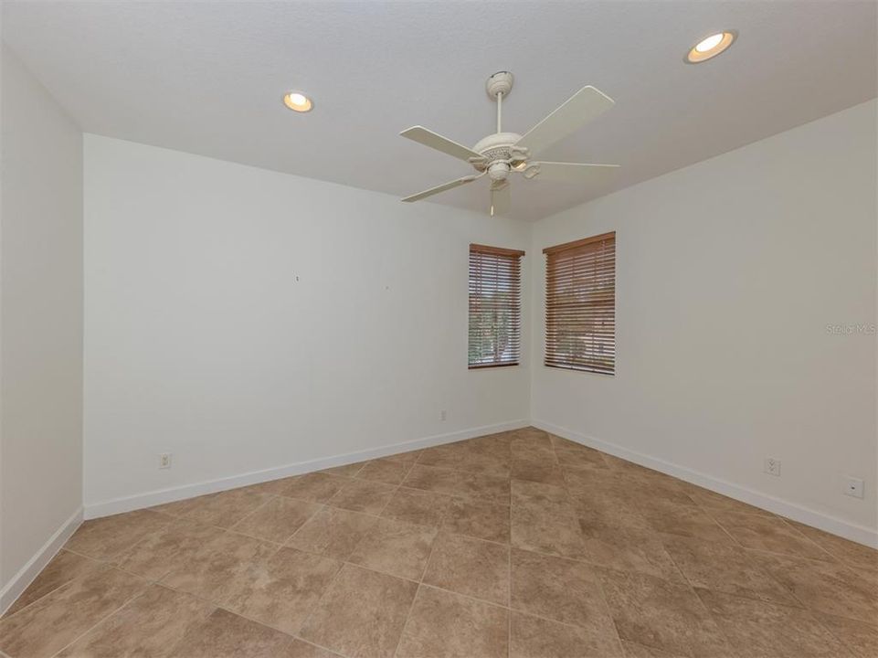 For Sale: $495,000 (3 beds, 2 baths, 2326 Square Feet)