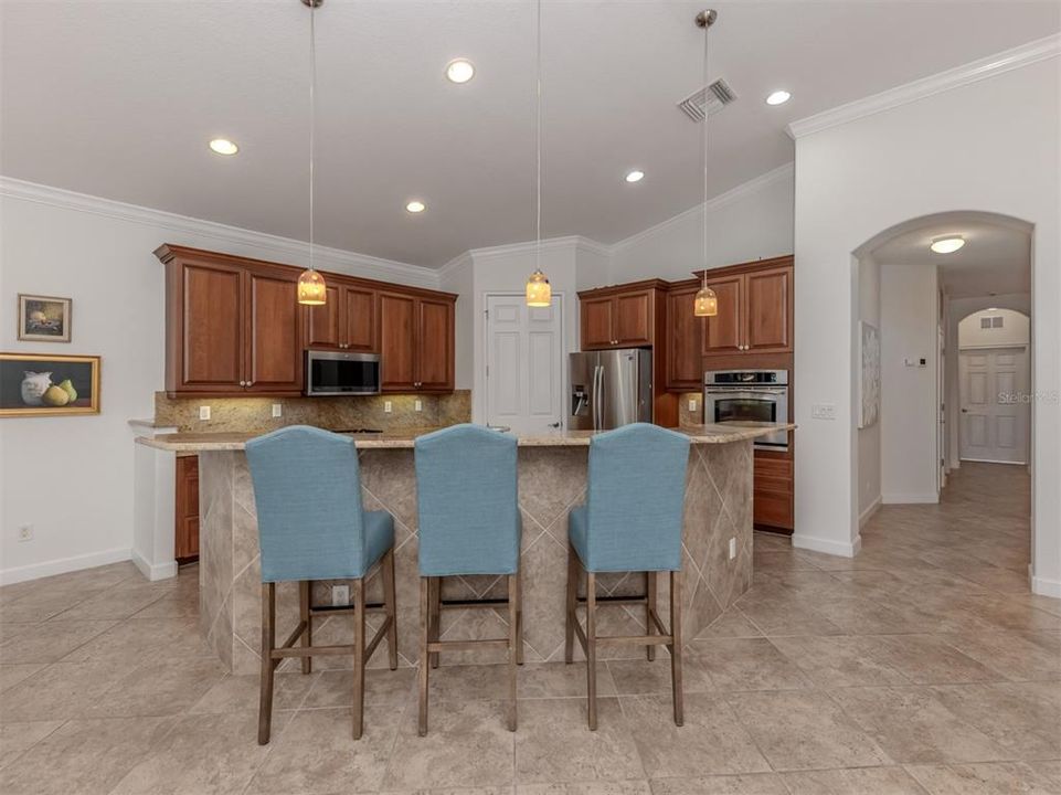 For Sale: $495,000 (3 beds, 2 baths, 2326 Square Feet)