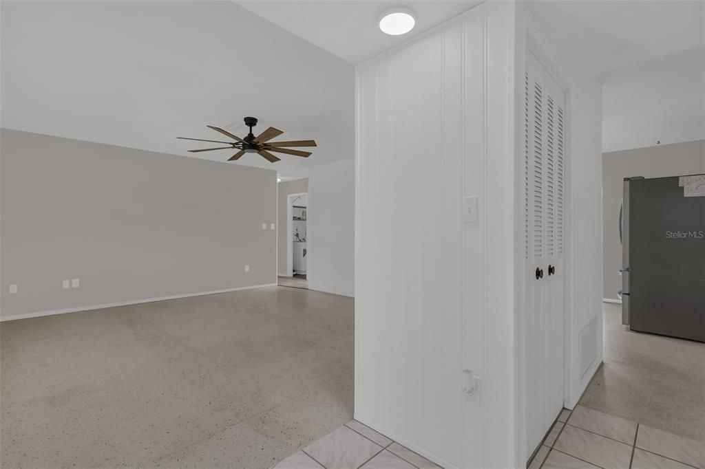 En Venta: $399,900 (3 camas, 2 baños, 1888 Pies cuadrados)