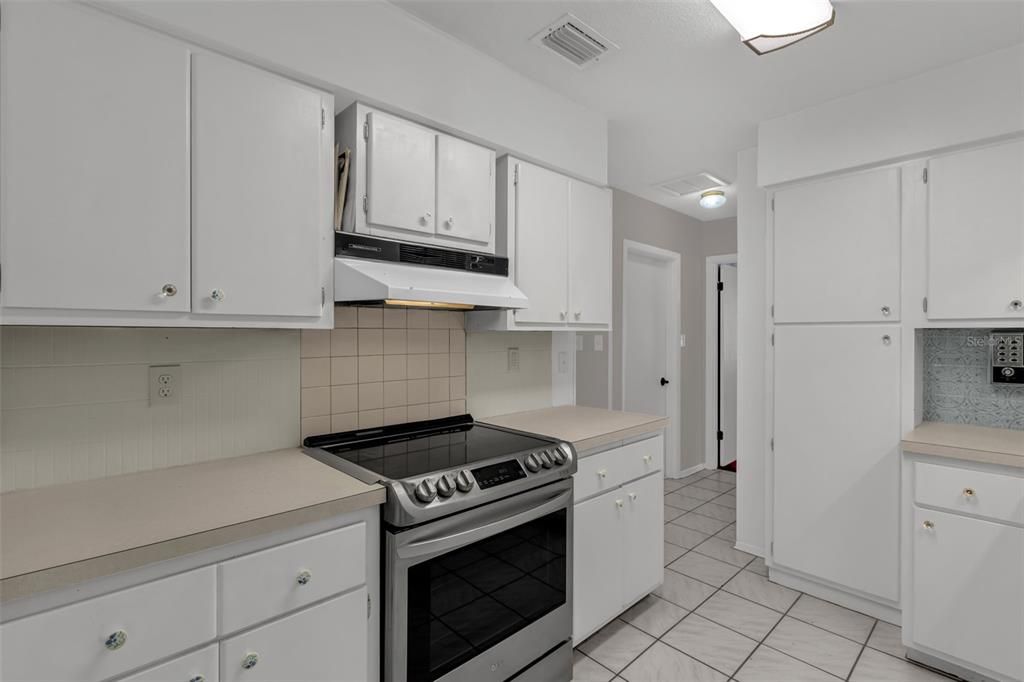 En Venta: $399,900 (3 camas, 2 baños, 1888 Pies cuadrados)