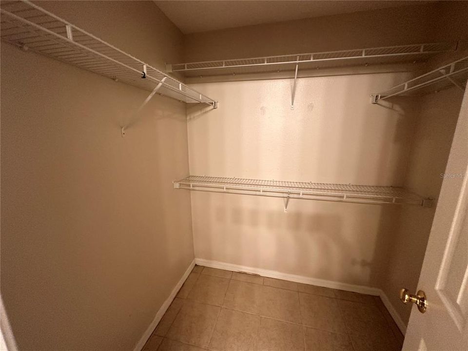 En Renta: $1,550 (3 camas, 2 baños, 1632 Pies cuadrados)