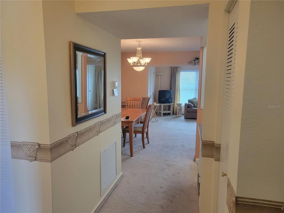 For Sale: $97,500 (1 beds, 1 baths, 790 Square Feet)