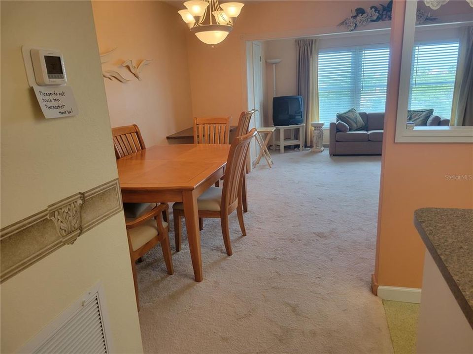 For Sale: $97,500 (1 beds, 1 baths, 790 Square Feet)