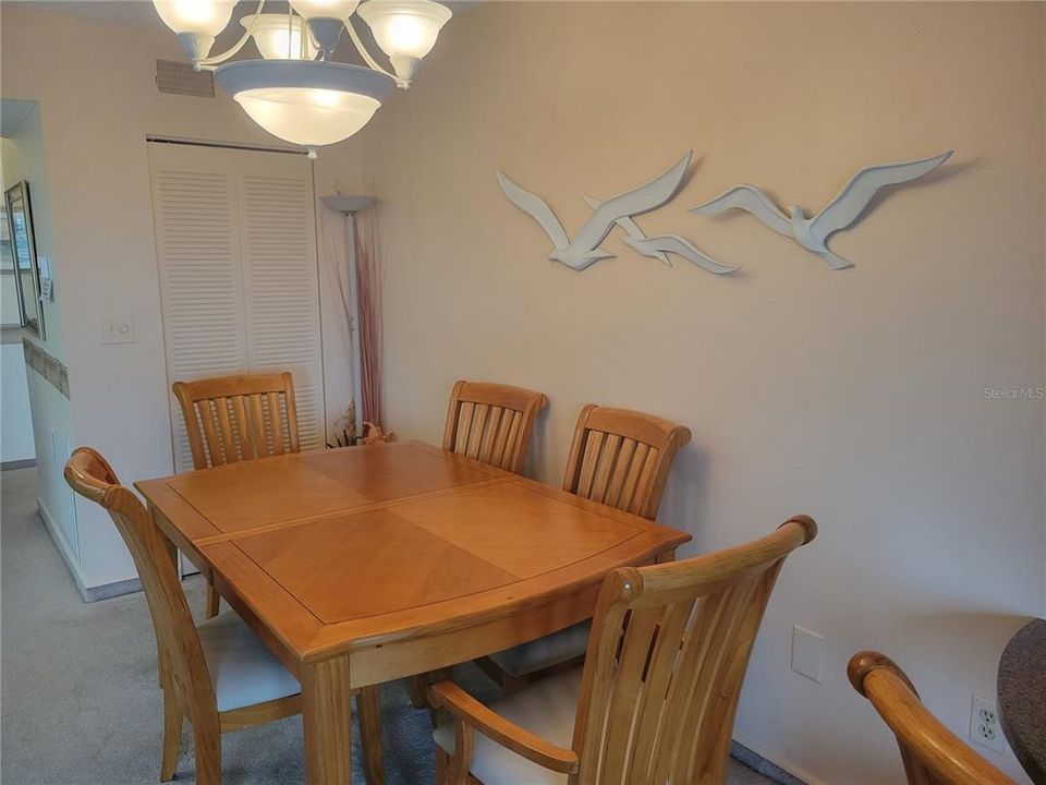 For Sale: $97,500 (1 beds, 1 baths, 790 Square Feet)