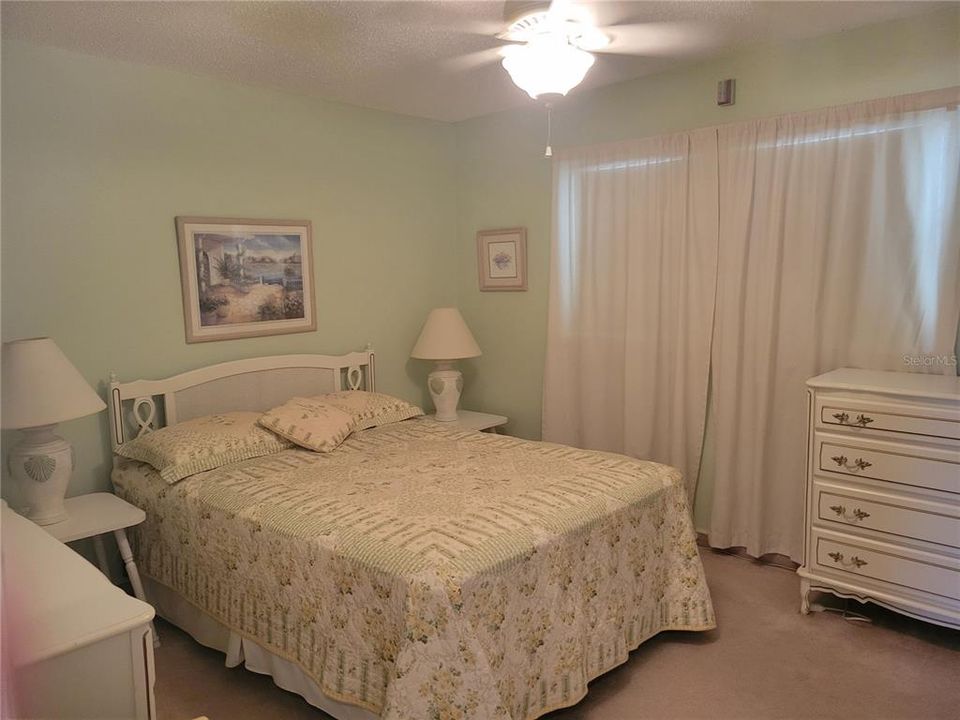 For Sale: $97,500 (1 beds, 1 baths, 790 Square Feet)
