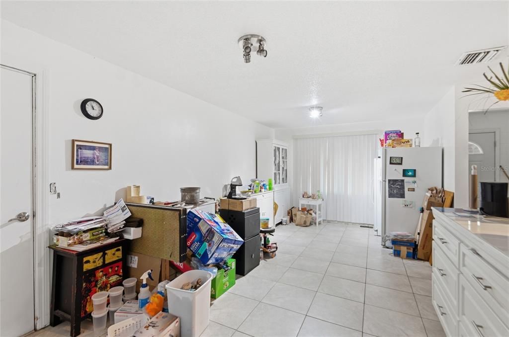 На продажу: $224,900 (3 спален, 2 ванн, 1602 Квадратных фут)