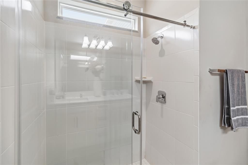 На продажу: $395,000 (3 спален, 2 ванн, 1639 Квадратных фут)