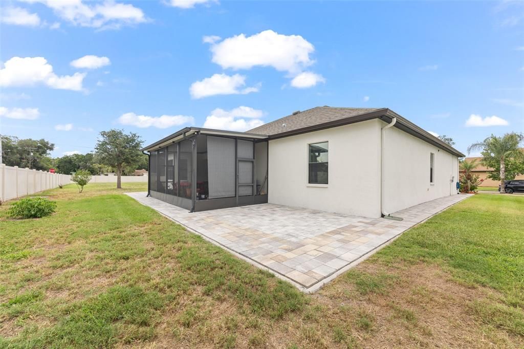 For Sale: $499,900 (3 beds, 3 baths, 2287 Square Feet)