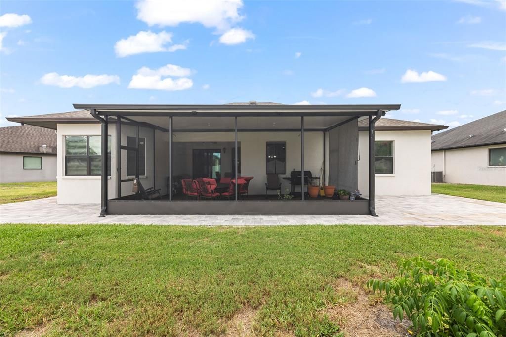 For Sale: $499,900 (3 beds, 3 baths, 2287 Square Feet)