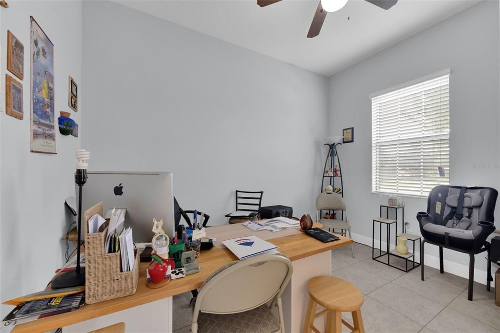 For Sale: $499,900 (3 beds, 3 baths, 2287 Square Feet)
