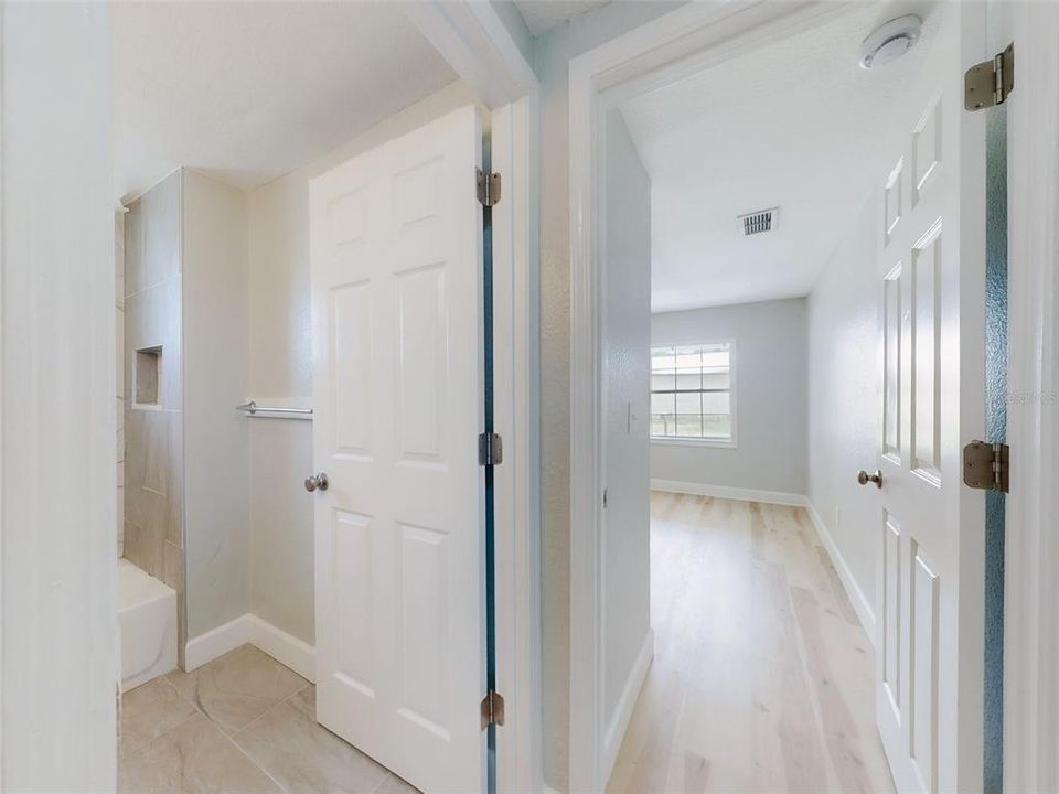 В аренду: $1,450 (2 спален, 1 ванн, 1073 Квадратных фут)