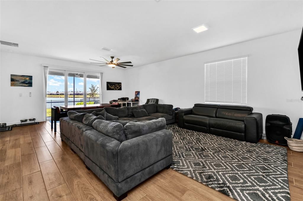 For Sale: $360,000 (4 beds, 3 baths, 2027 Square Feet)