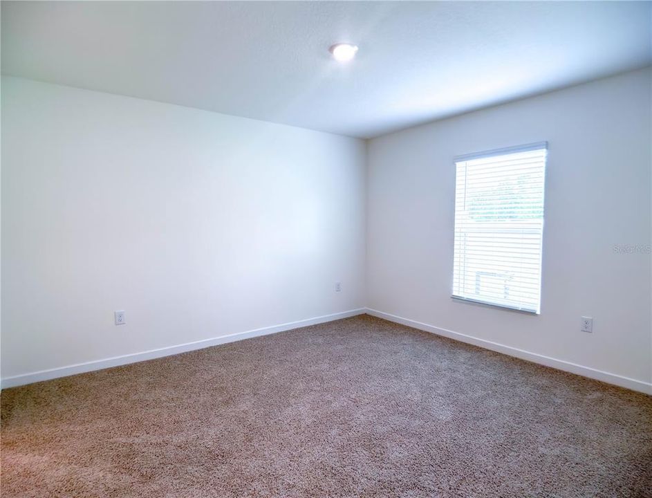 For Rent: $2,100 (3 beds, 2 baths, 1328 Square Feet)