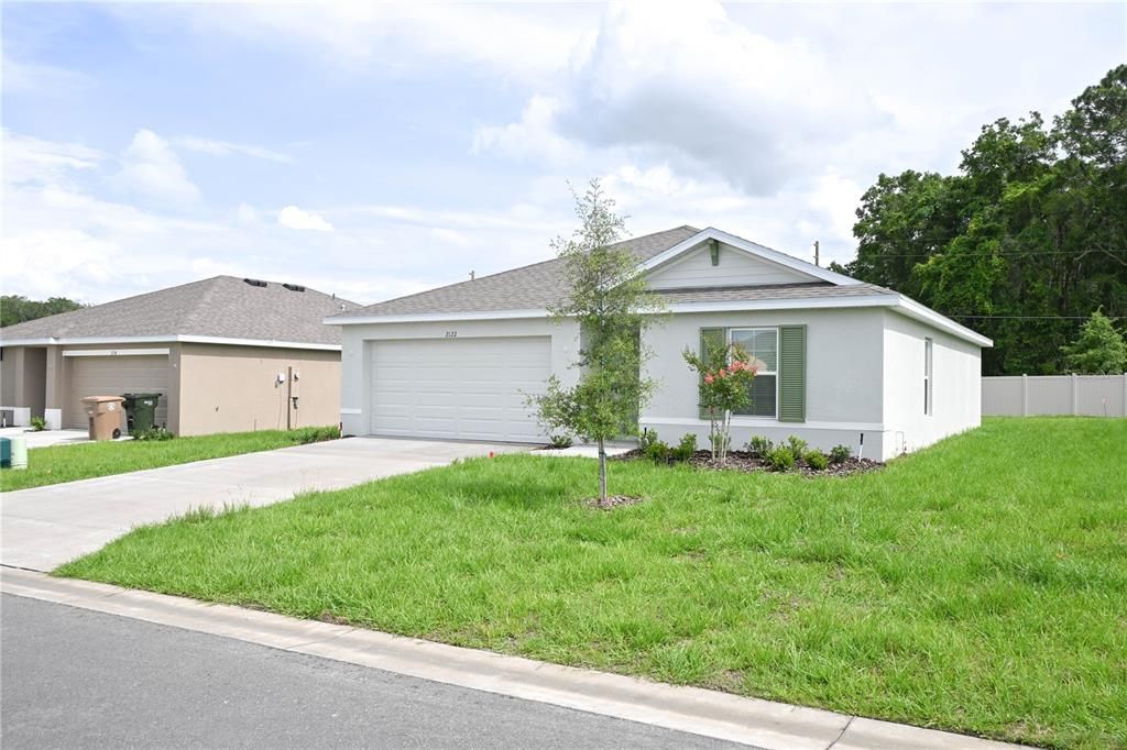 For Rent: $2,100 (3 beds, 2 baths, 1328 Square Feet)