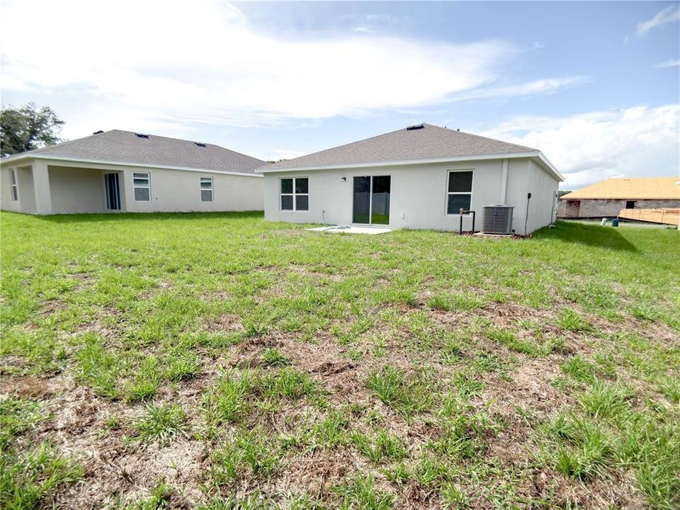 For Rent: $2,100 (3 beds, 2 baths, 1328 Square Feet)
