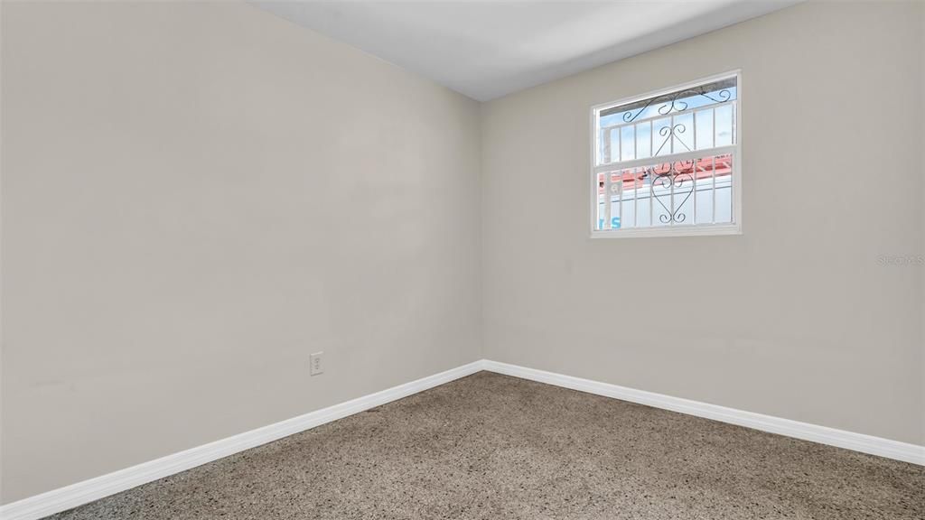 Active With Contract: $325,000 (3 beds, 1 baths, 1130 Square Feet)
