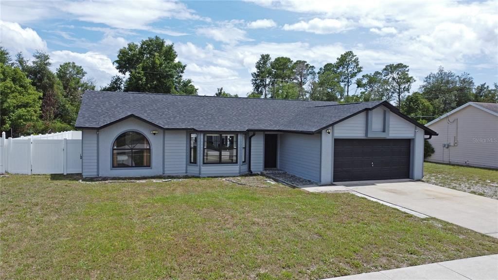 En Venta: $339,990 (3 camas, 2 baños, 1462 Pies cuadrados)