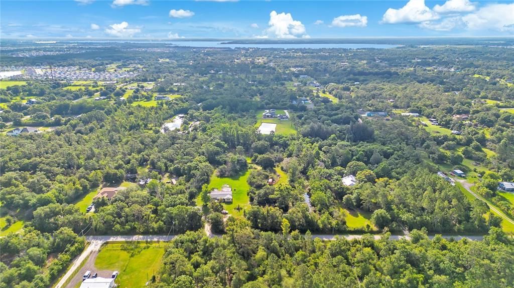 待售: $250,000 (2.85 acres)
