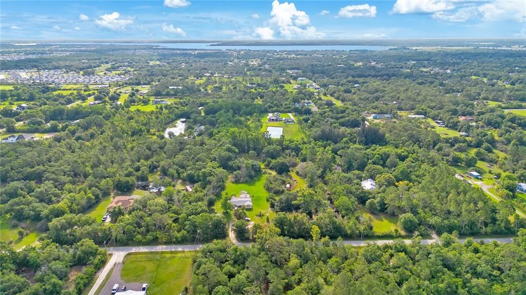 待售: $250,000 (2.85 acres)