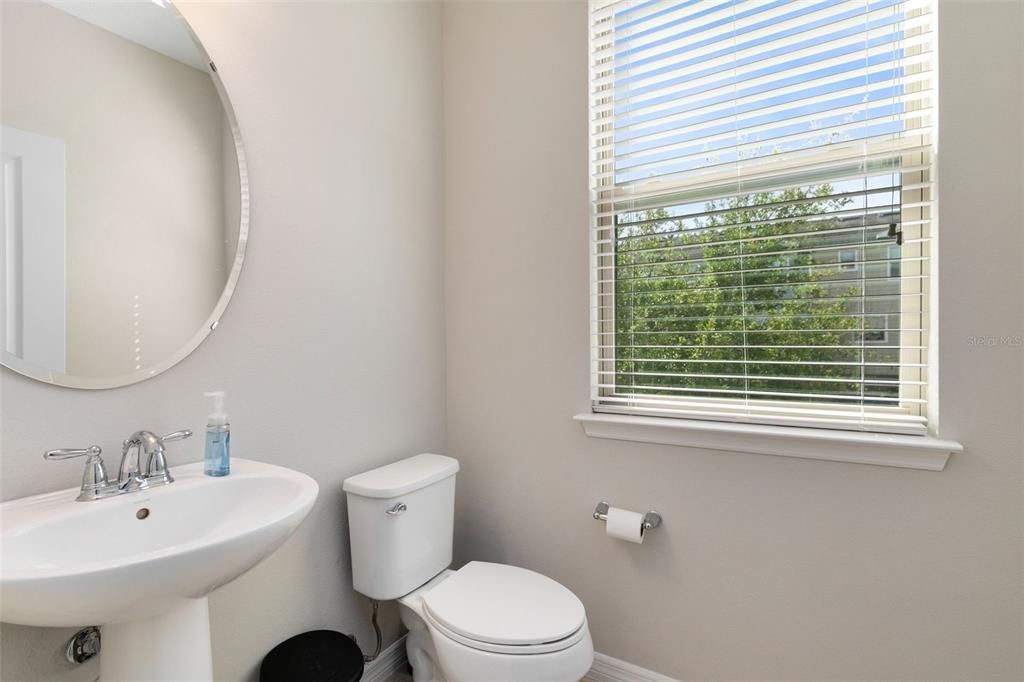 For Rent: $2,950 (3 beds, 3 baths, 2107 Square Feet)