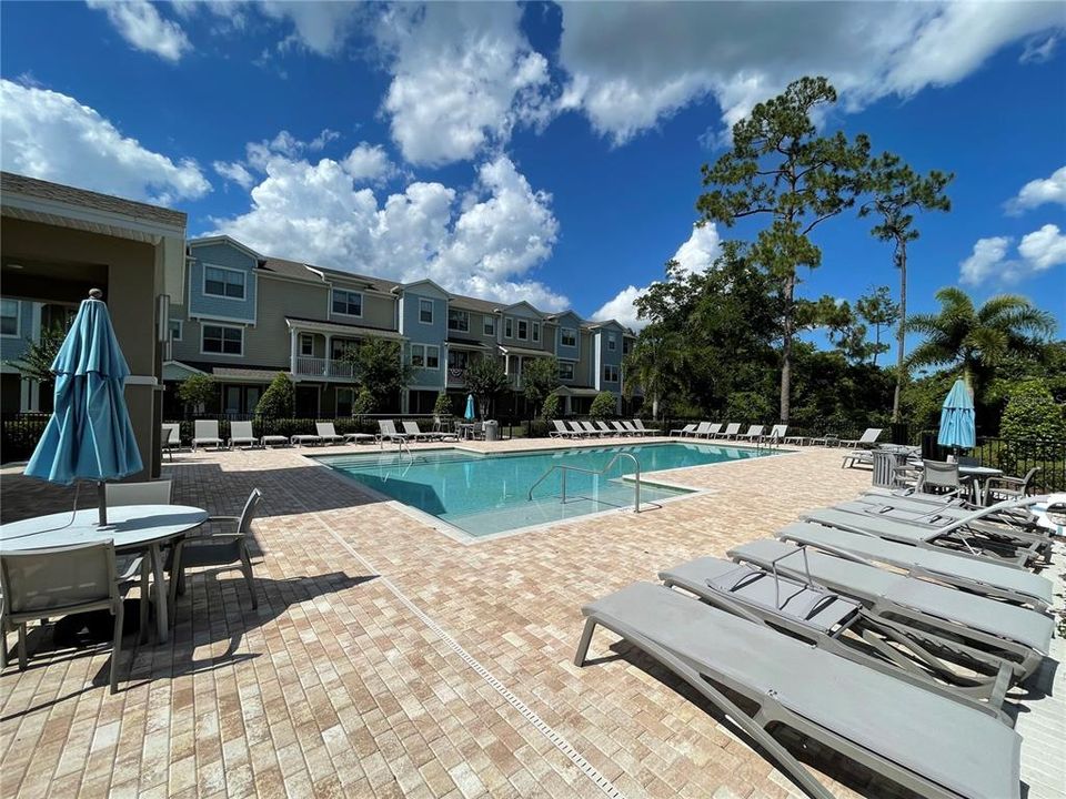 For Rent: $2,950 (3 beds, 3 baths, 2107 Square Feet)