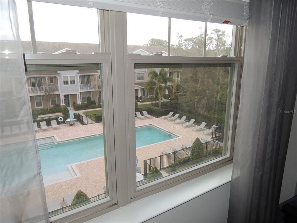 For Rent: $2,950 (3 beds, 3 baths, 2107 Square Feet)