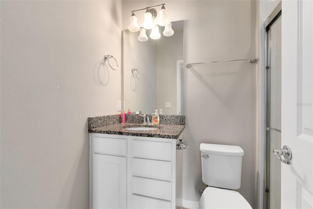 For Rent: $2,950 (3 beds, 3 baths, 2107 Square Feet)