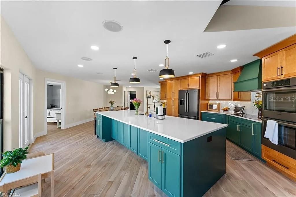 En Venta: $476,000 (3 camas, 2 baños, 2036 Pies cuadrados)