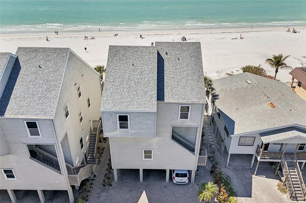 For Sale: $980,000 (2 beds, 2 baths, 1162 Square Feet)