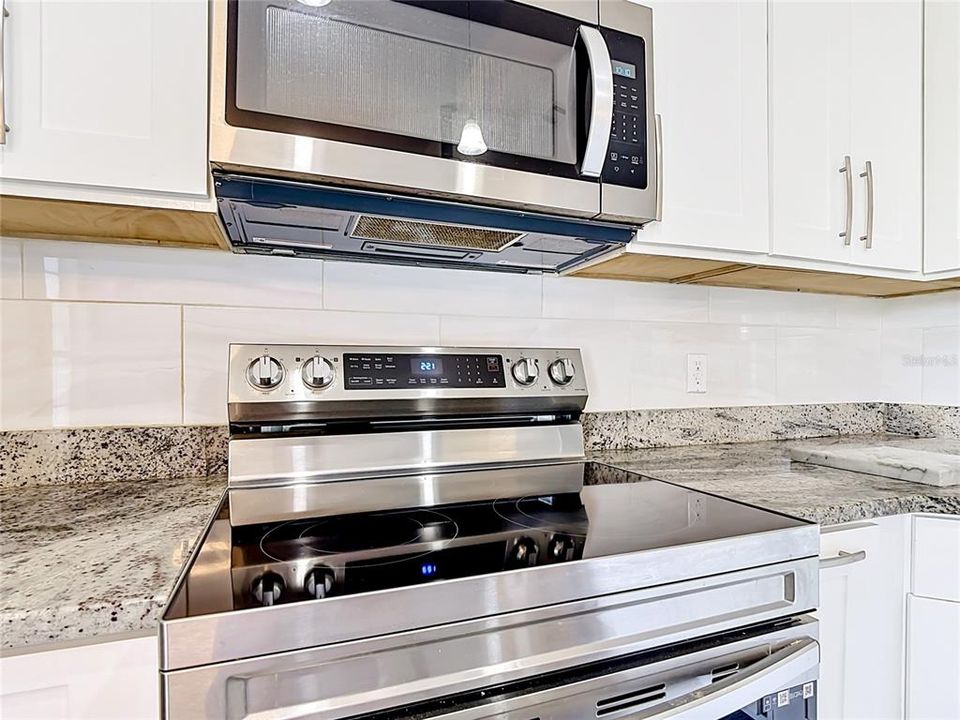 En Venta: $539,900 (4 camas, 2 baños, 2154 Pies cuadrados)