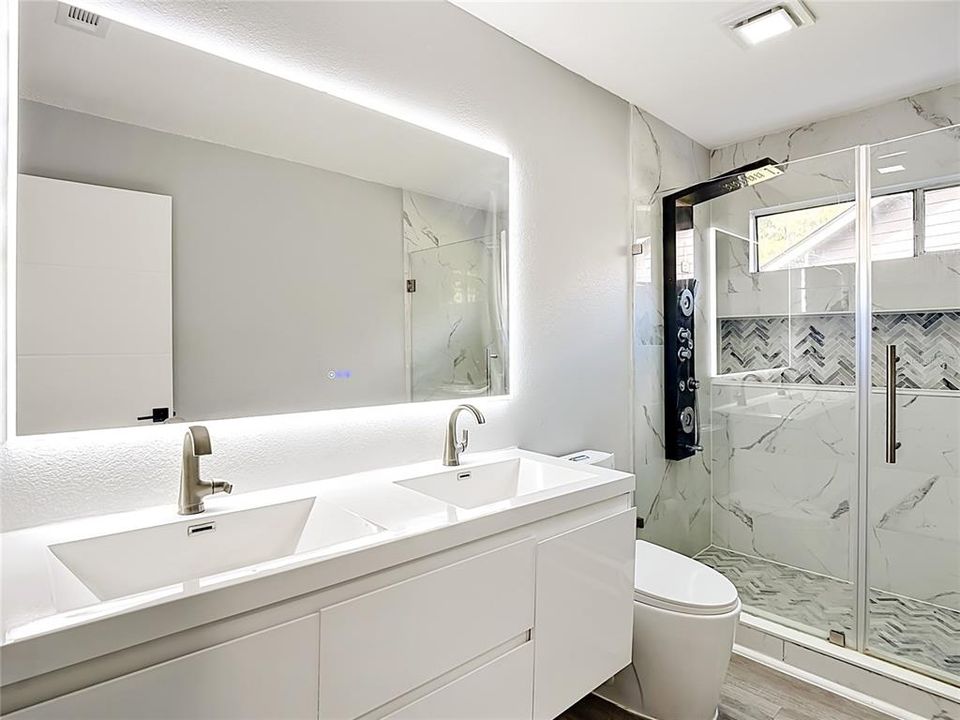 En Venta: $539,900 (4 camas, 2 baños, 2154 Pies cuadrados)