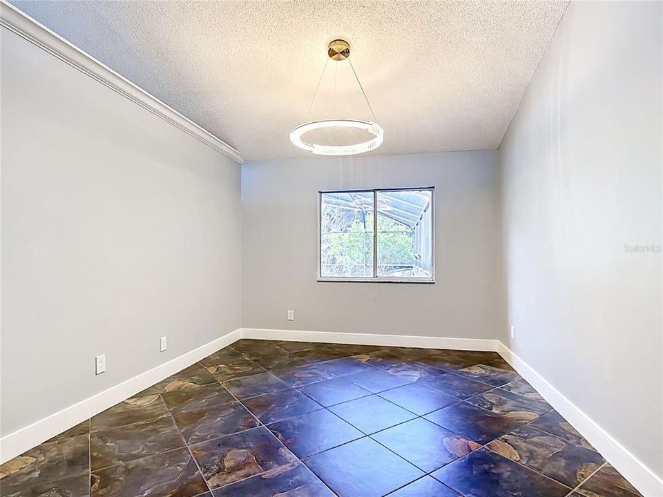 En Venta: $539,900 (4 camas, 2 baños, 2154 Pies cuadrados)
