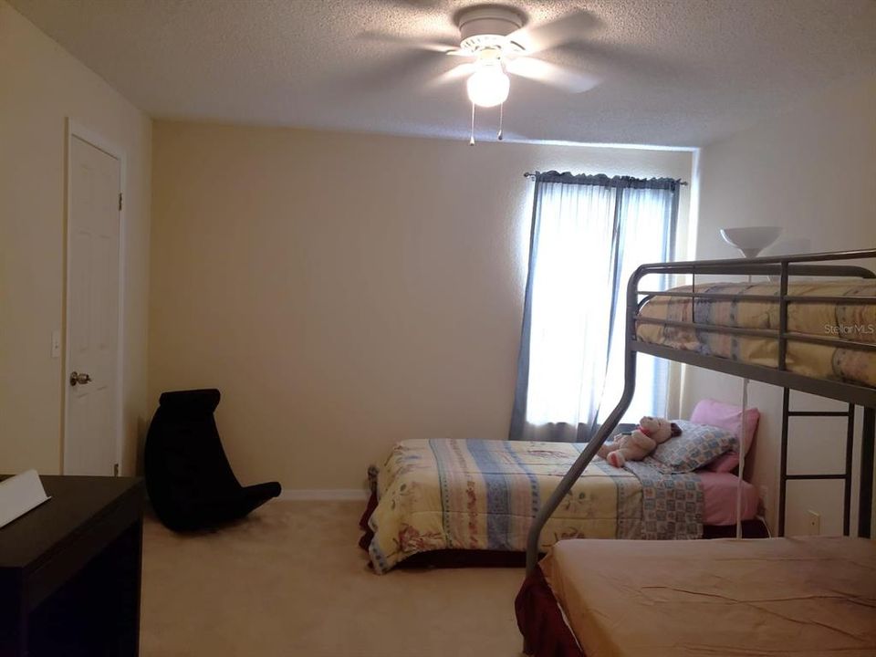 В аренду: $1,650 (2 спален, 2 ванн, 988 Квадратных фут)