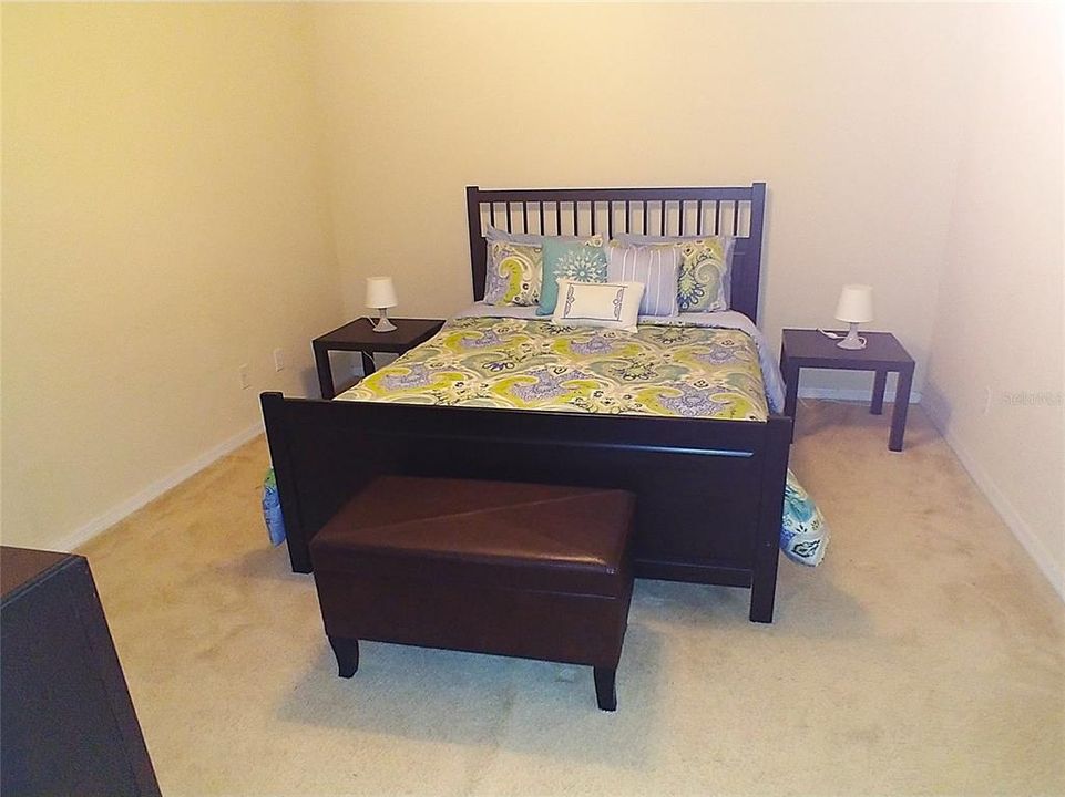 В аренду: $1,650 (2 спален, 2 ванн, 988 Квадратных фут)