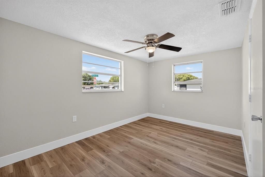 Active With Contract: $299,999 (4 beds, 2 baths, 1620 Square Feet)