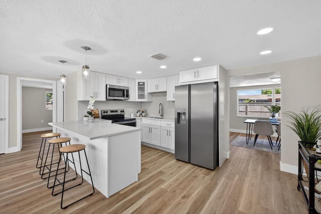 Active With Contract: $299,999 (4 beds, 2 baths, 1620 Square Feet)