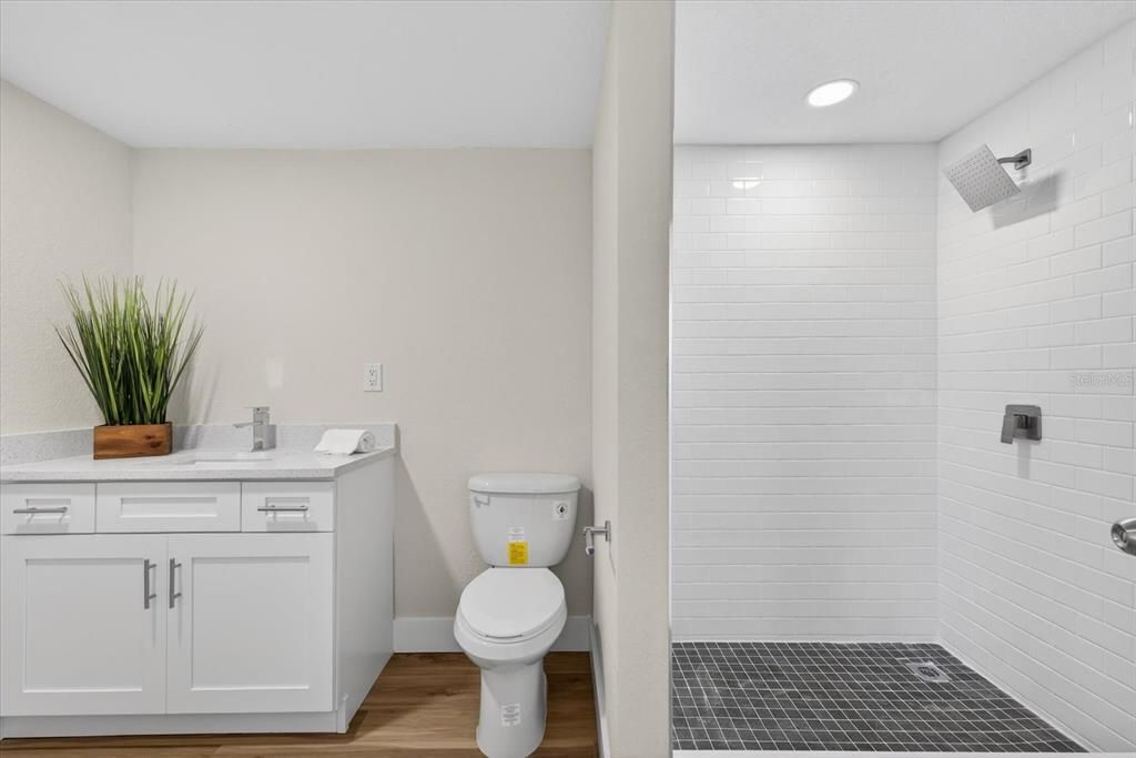 Active With Contract: $299,999 (4 beds, 2 baths, 1620 Square Feet)