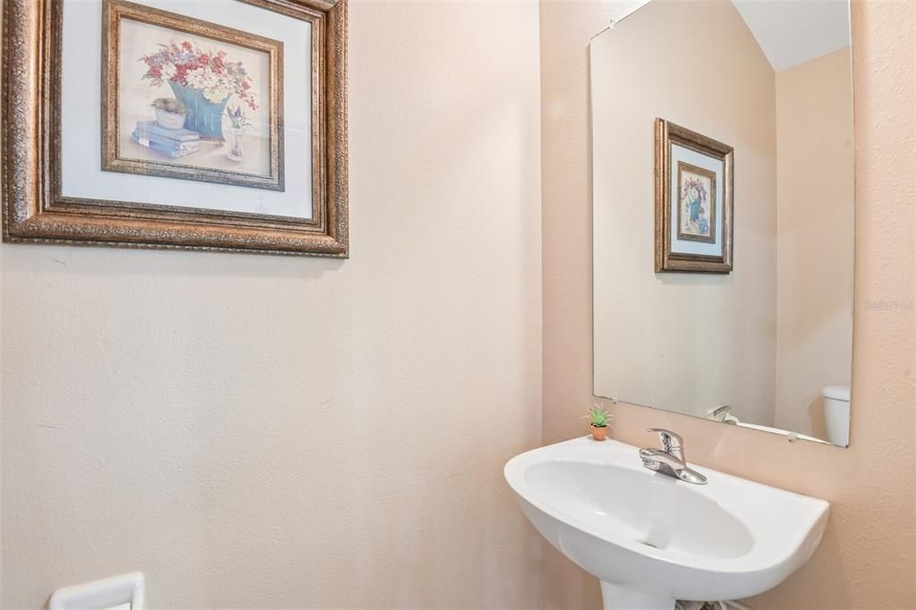 For Sale: $369,100 (3 beds, 2 baths, 1856 Square Feet)
