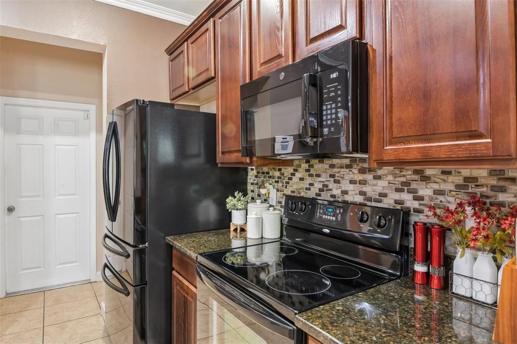 For Sale: $369,100 (3 beds, 2 baths, 1856 Square Feet)