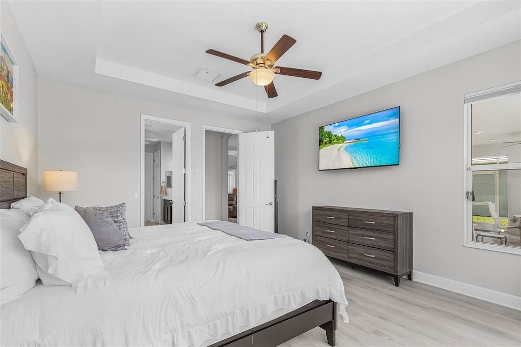 En Venta: $639,900 (3 camas, 3 baños, 2267 Pies cuadrados)