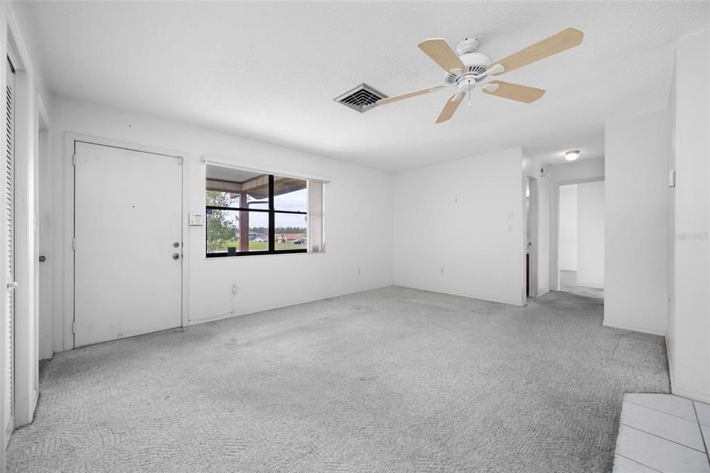En Venta: $183,000 (2 camas, 2 baños, 1080 Pies cuadrados)