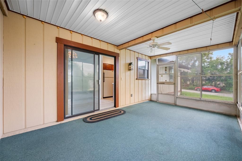 En Venta: $183,000 (2 camas, 2 baños, 1080 Pies cuadrados)