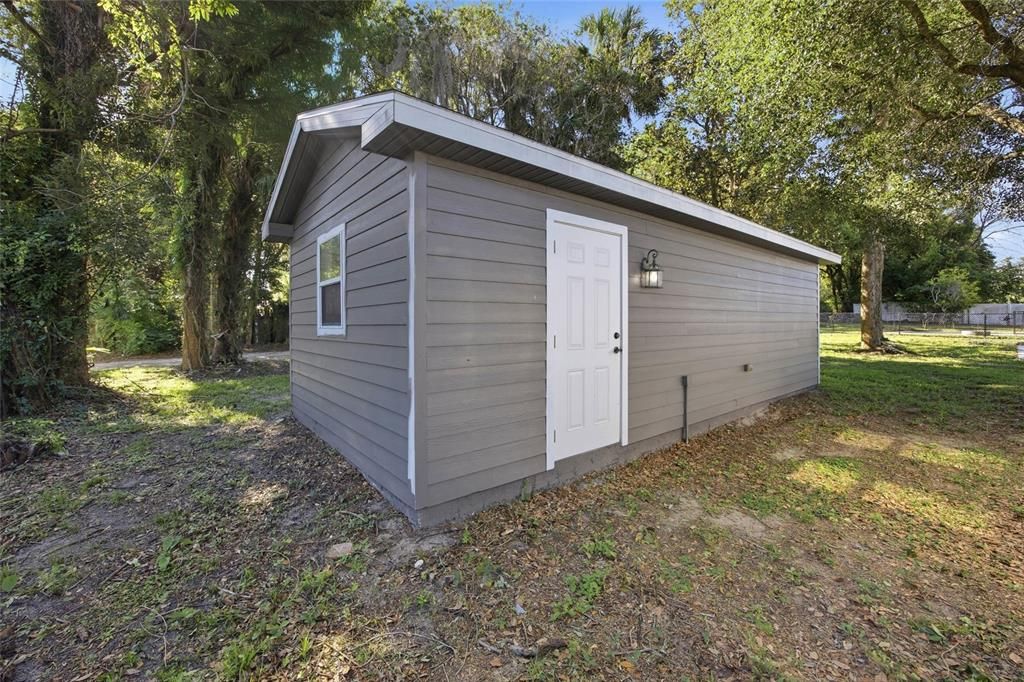 For Sale: $325,000 (0 beds, 0 baths, 1054 Square Feet)